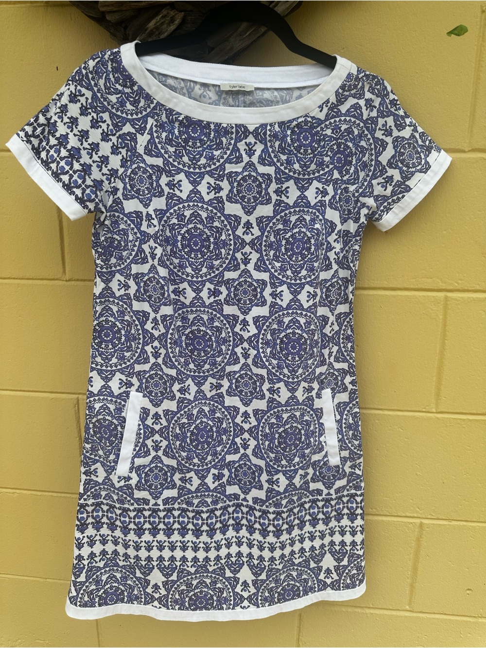 Tyler Boe White and Blue Medallion Print Tunic Dress